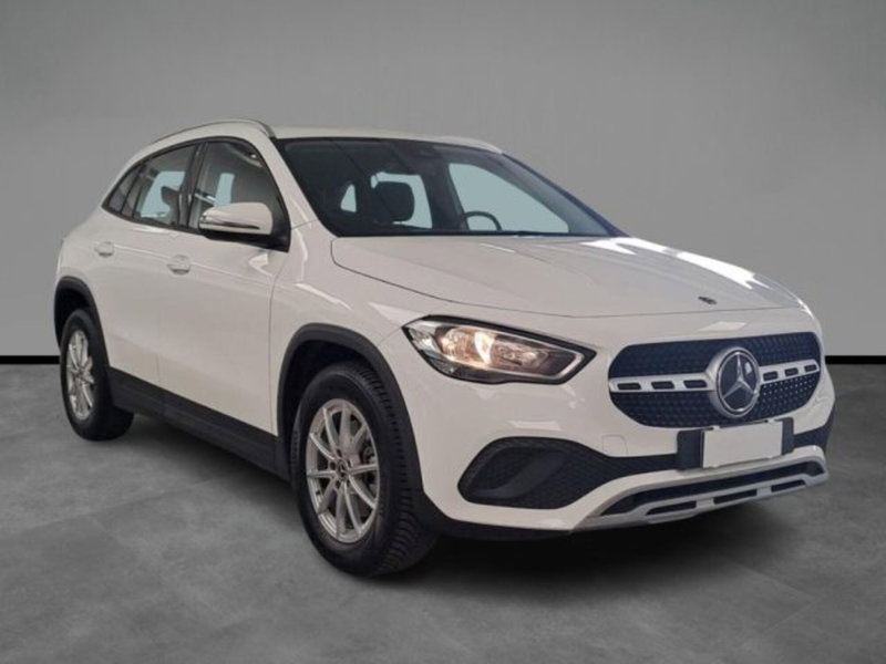 Mercedes-Benz GLA SUV usata a Verona (13)