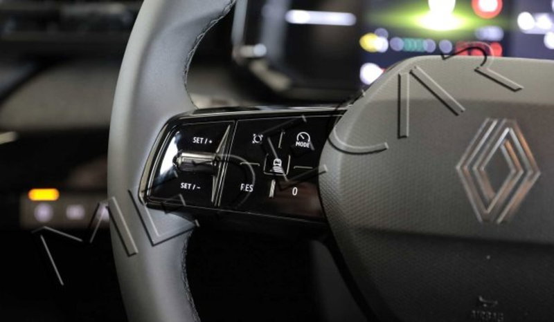 Renault Clio nuova a Potenza (11)