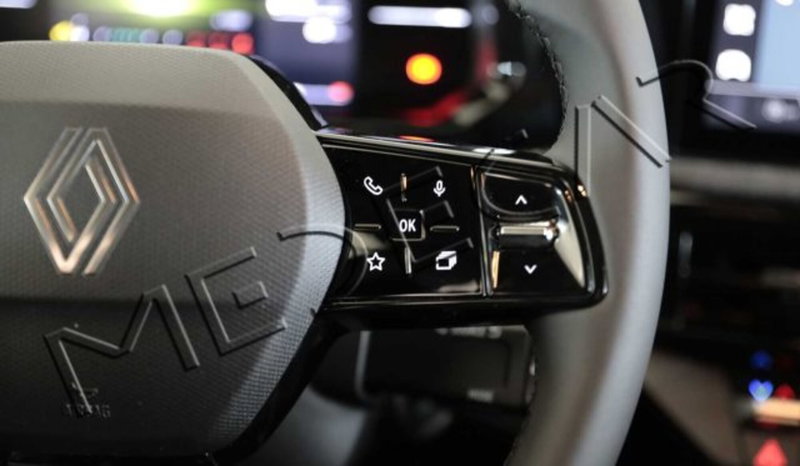 Renault Clio nuova a Potenza (12)