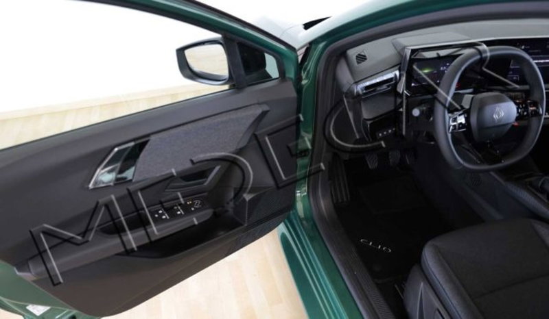 Renault Clio nuova a Potenza (7)