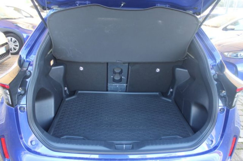 Toyota Yaris Cross usata a Roma (15)