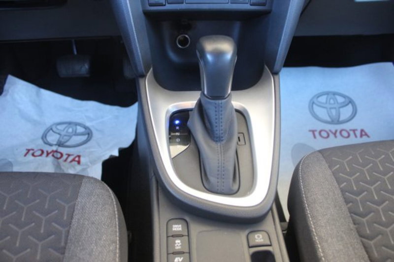 Toyota Yaris Cross usata a Roma (17)