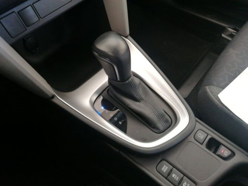 Toyota Yaris Cross usata a Roma (16)