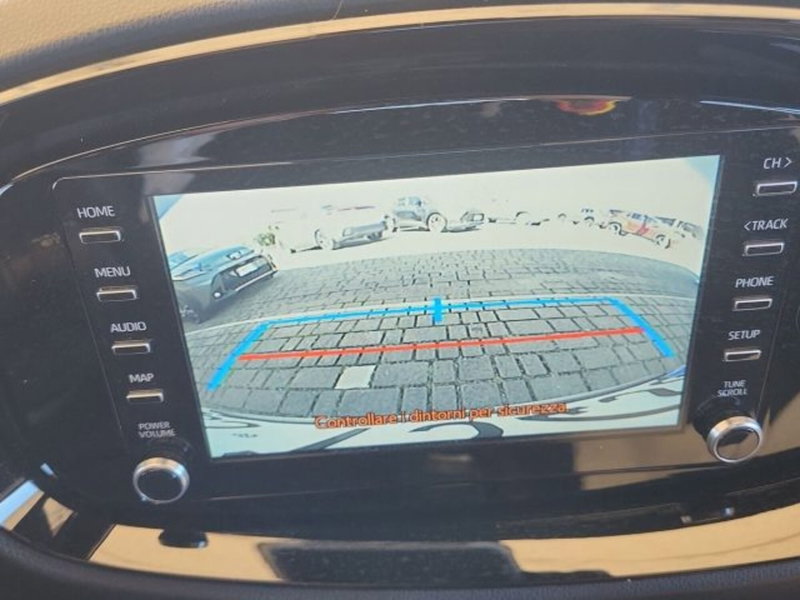 Toyota Aygo X usata a Roma (15)