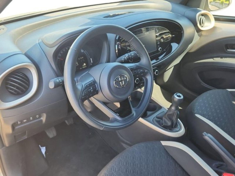 Toyota Aygo X usata a Roma (7)