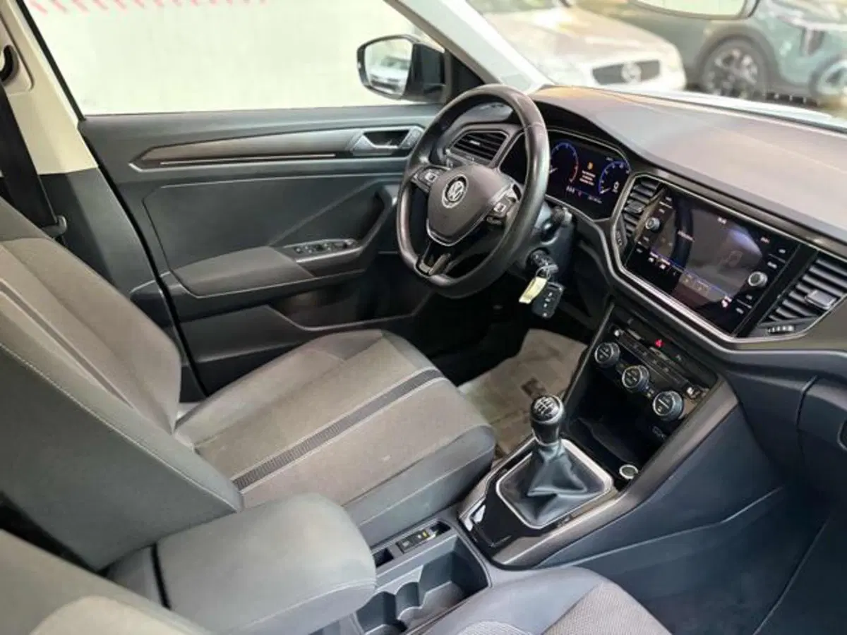 Volkswagen T-Roc usata a Pesaro-Urbino (7)