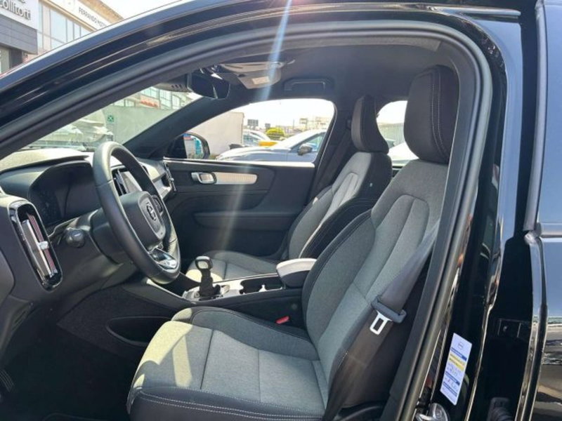 Volvo XC40 usata a Firenze (10)