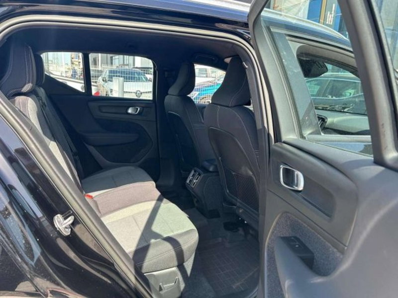 Volvo XC40 usata a Firenze (11)
