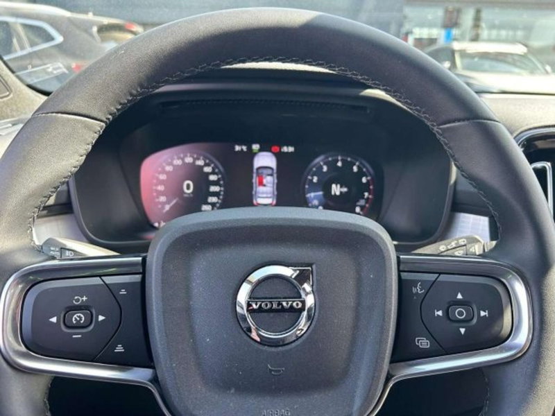 Volvo XC40 usata a Firenze (17)