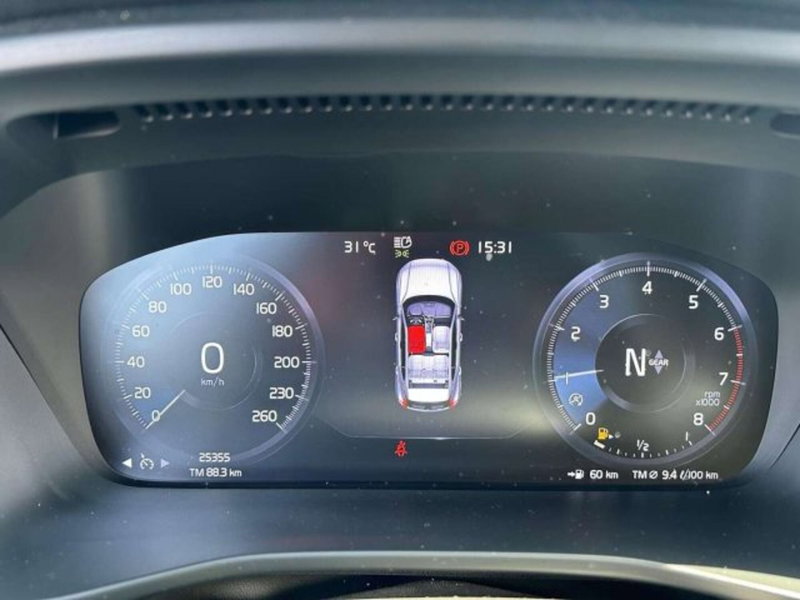 Volvo XC40 usata a Firenze (8)