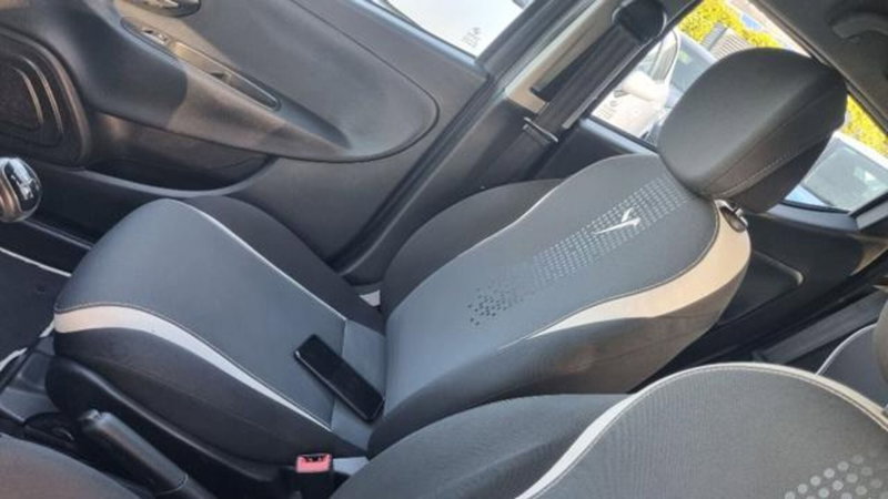 Lancia Ypsilon usata a Savona (10)