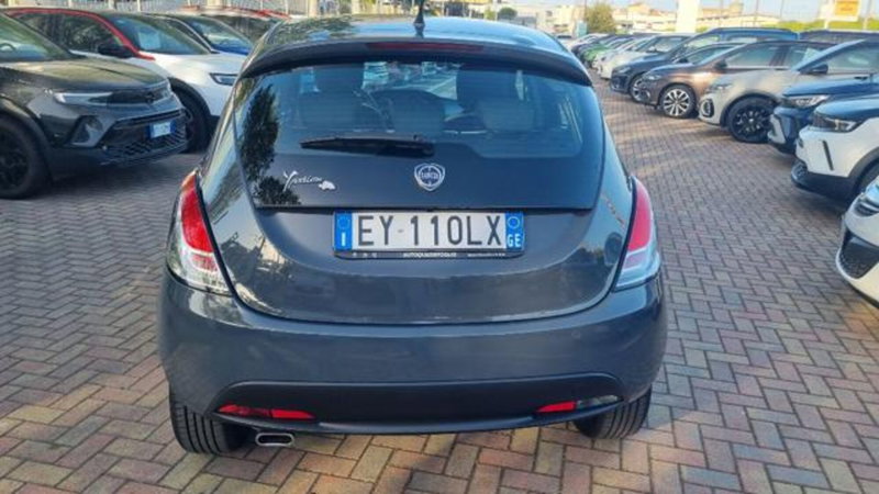 Lancia Ypsilon usata a Savona (17)