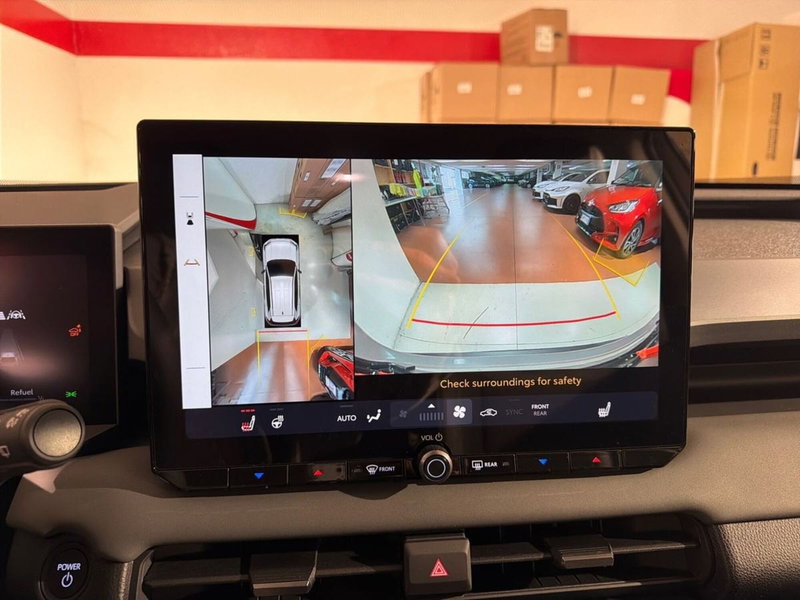 Toyota Rav4 nuova a Lecco (16)