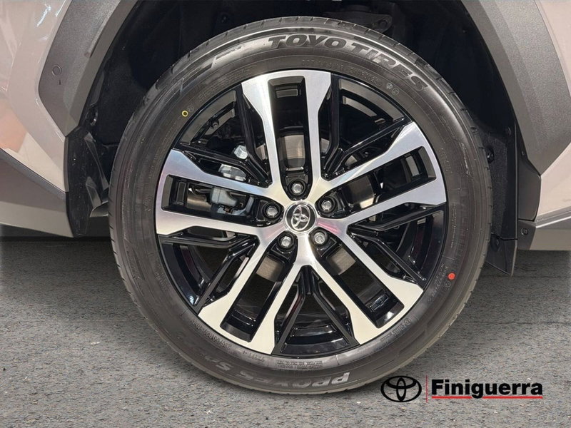 Toyota Rav4 nuova a Lecco (7)