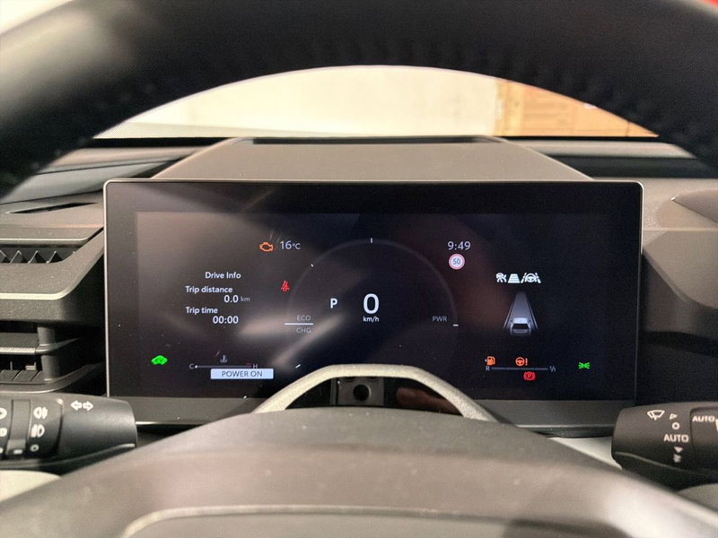 Toyota Rav4 nuova a Lecco (9)