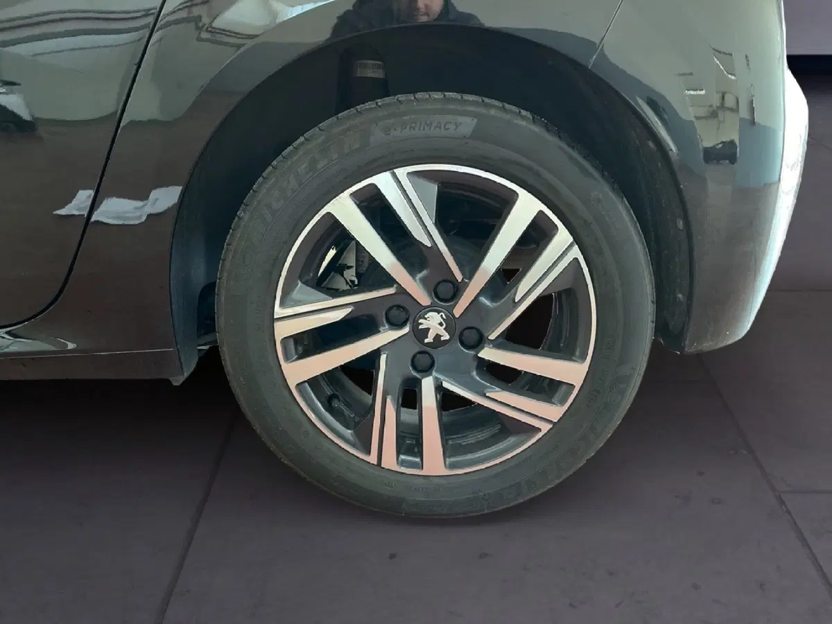 Peugeot 208 usata a Torino (8)