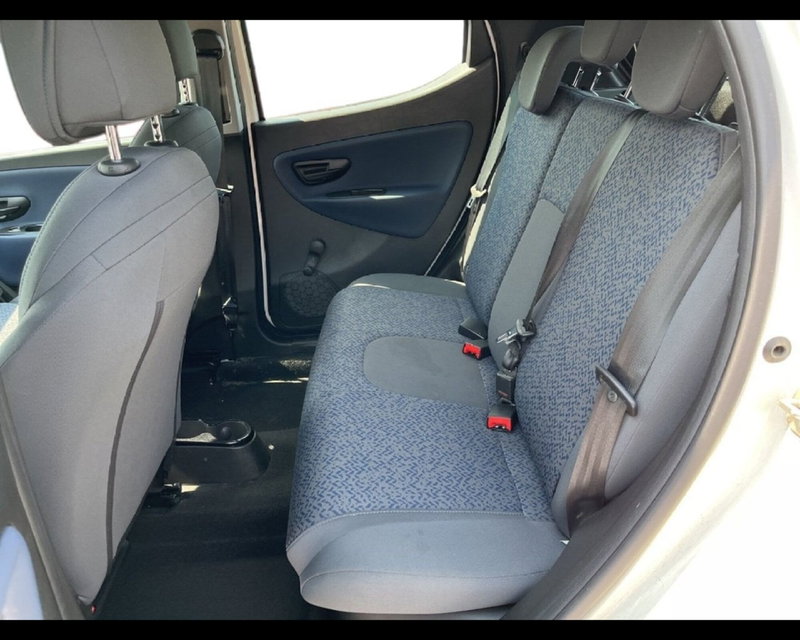 Lancia Ypsilon usata a Torino (15)