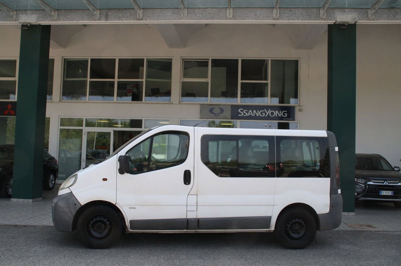 Opel Vivaro Furgone usata a Pordenone