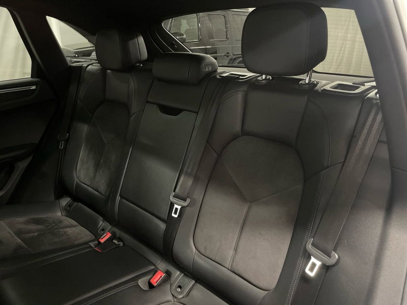 Porsche Macan usata a Macerata (13)