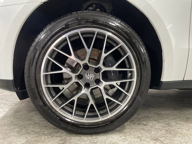 Porsche Macan usata a Macerata (8)