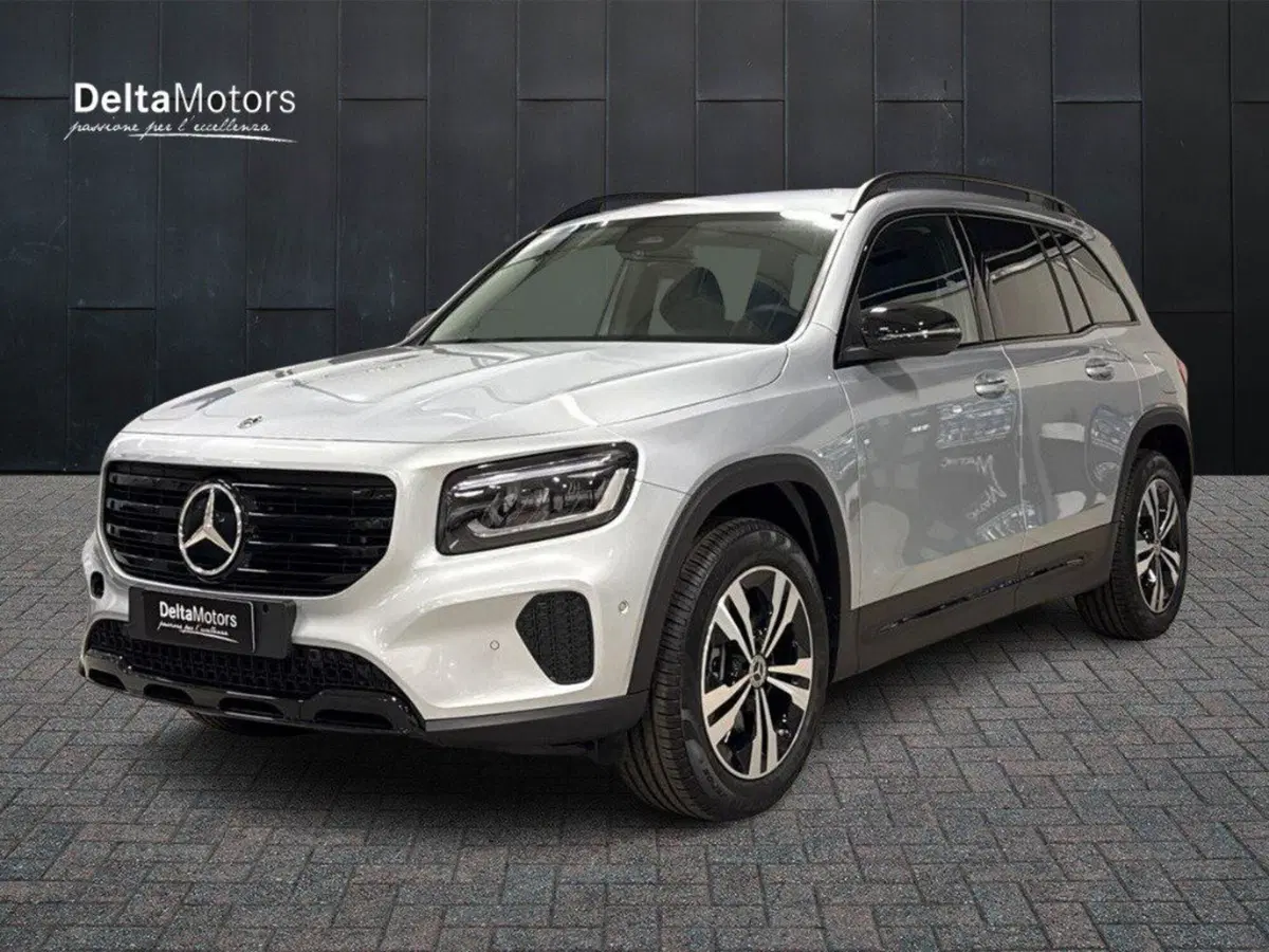 Mercedes-Benz GLB nuova a Macerata
