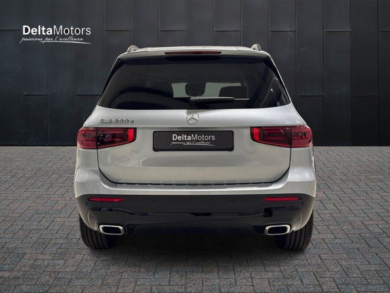Mercedes-Benz GLB nuova a Macerata (4)