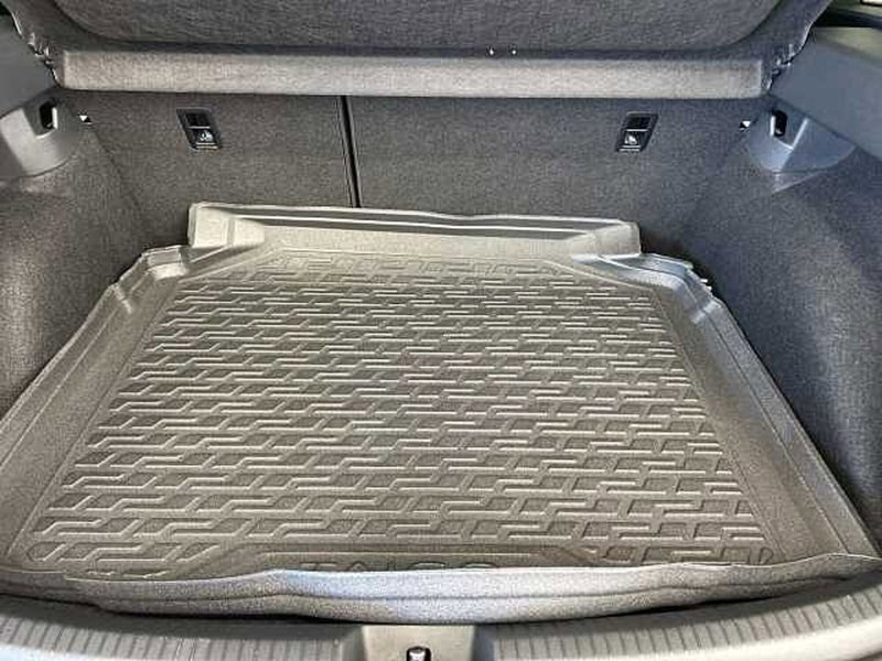 Volkswagen Taigo usata a Roma (12)