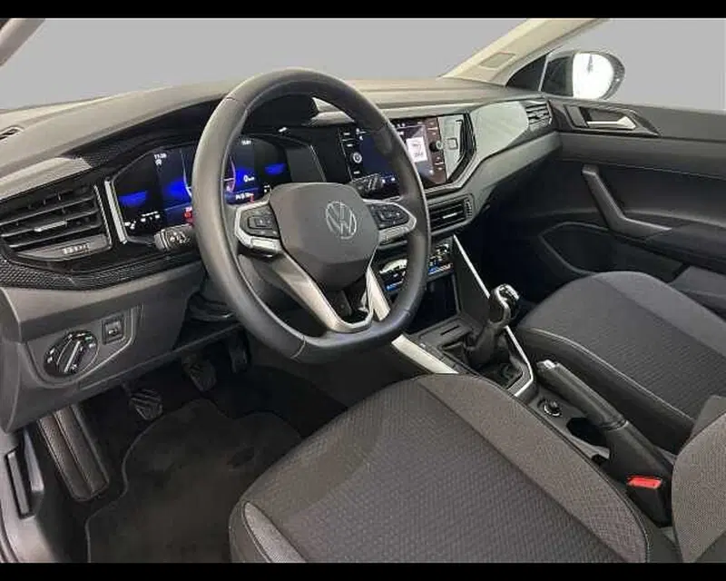 Volkswagen Taigo usata a Roma (10)