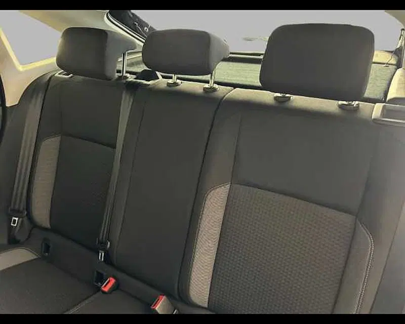 Volkswagen Taigo usata a Roma (11)