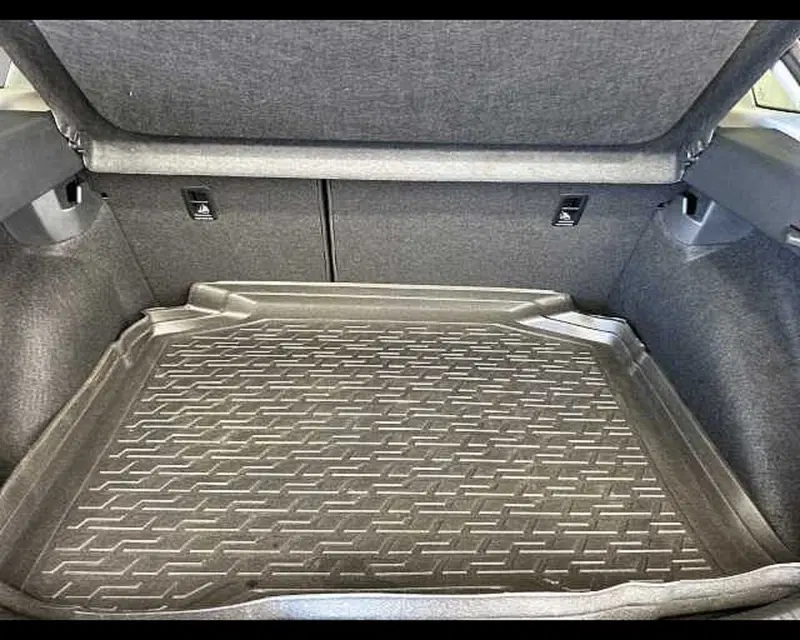 Volkswagen Taigo usata a Roma (12)