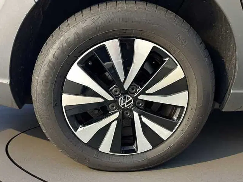 Volkswagen Taigo usata a Roma (7)