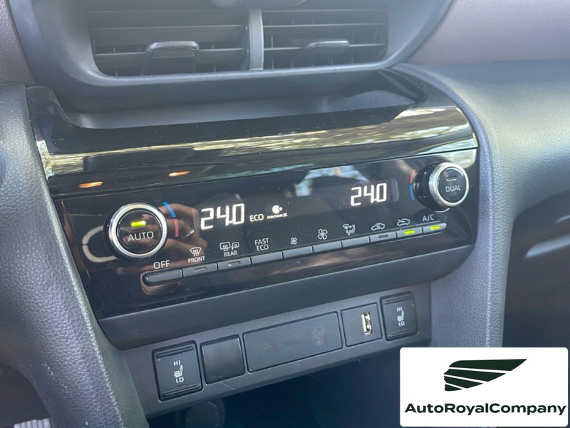 Toyota Yaris Cross usata a Roma (16)