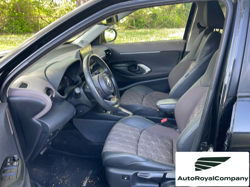 Toyota Yaris Cross usata a Roma (9)