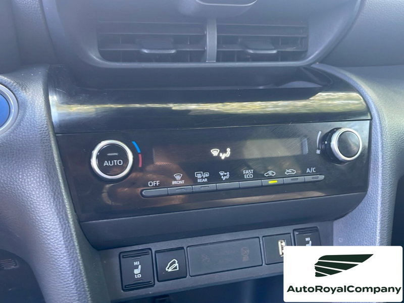 Toyota Yaris Cross usata a Roma (16)