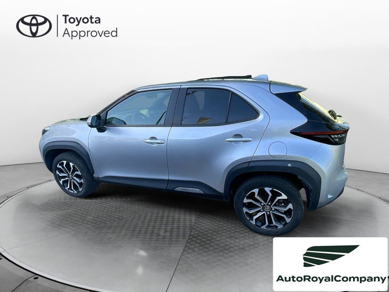 Toyota Yaris Cross usata a Roma (3)