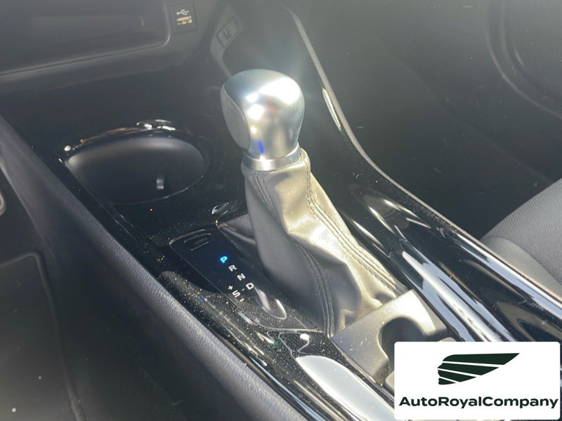 Toyota Toyota C-HR usata a Roma (14)