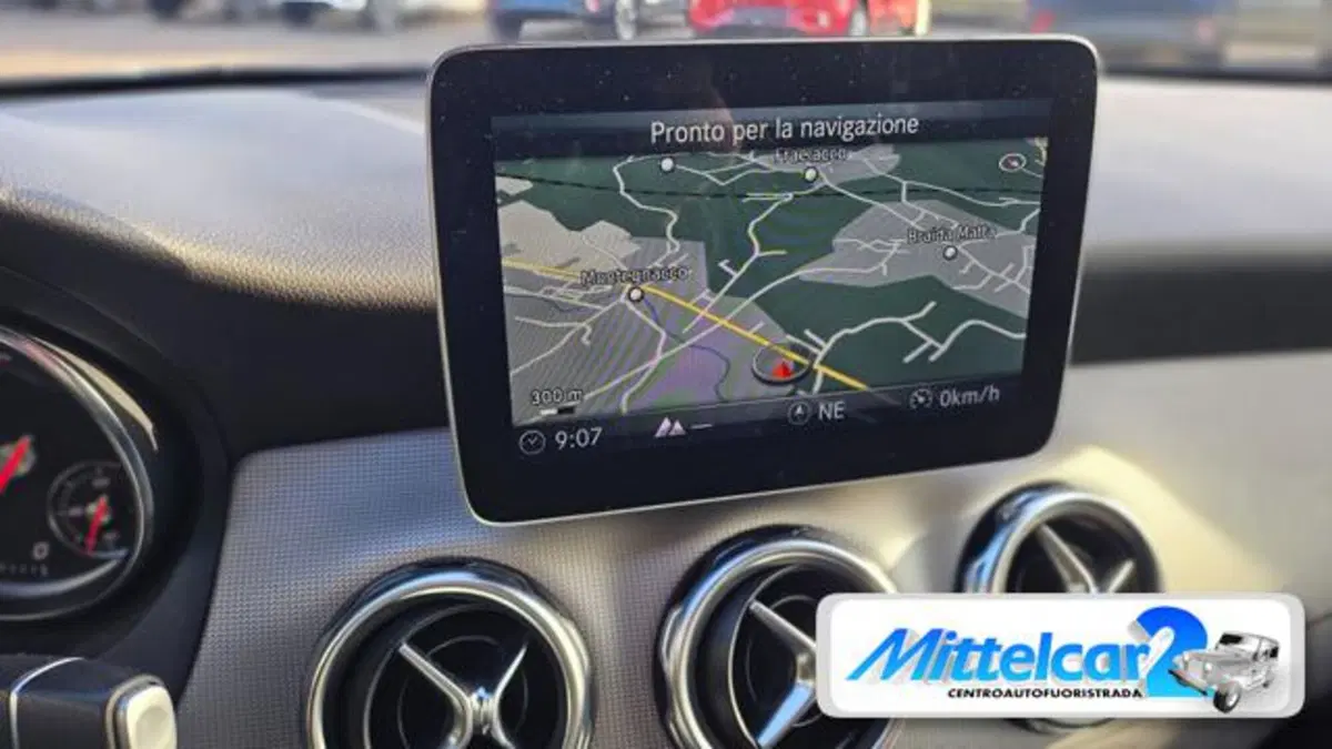 Mercedes-Benz GLA SUV usata a Udine (10)