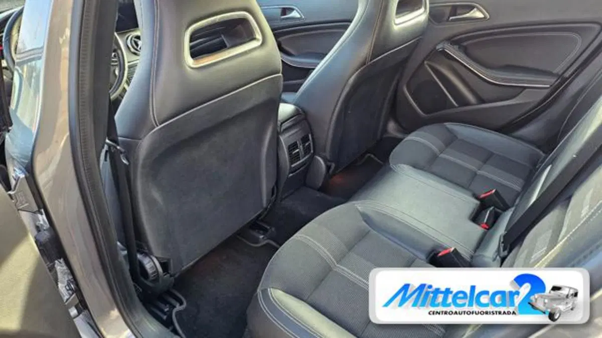 Mercedes-Benz GLA SUV usata a Udine (15)