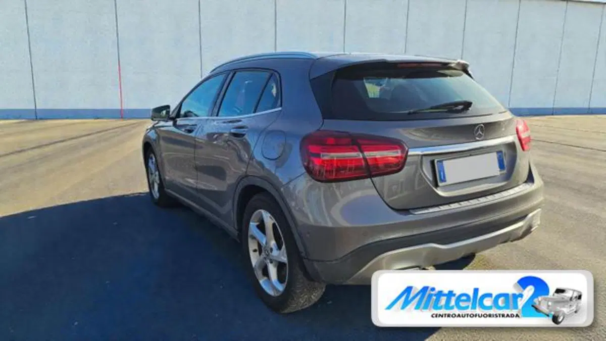Mercedes-Benz GLA SUV usata a Udine (2)