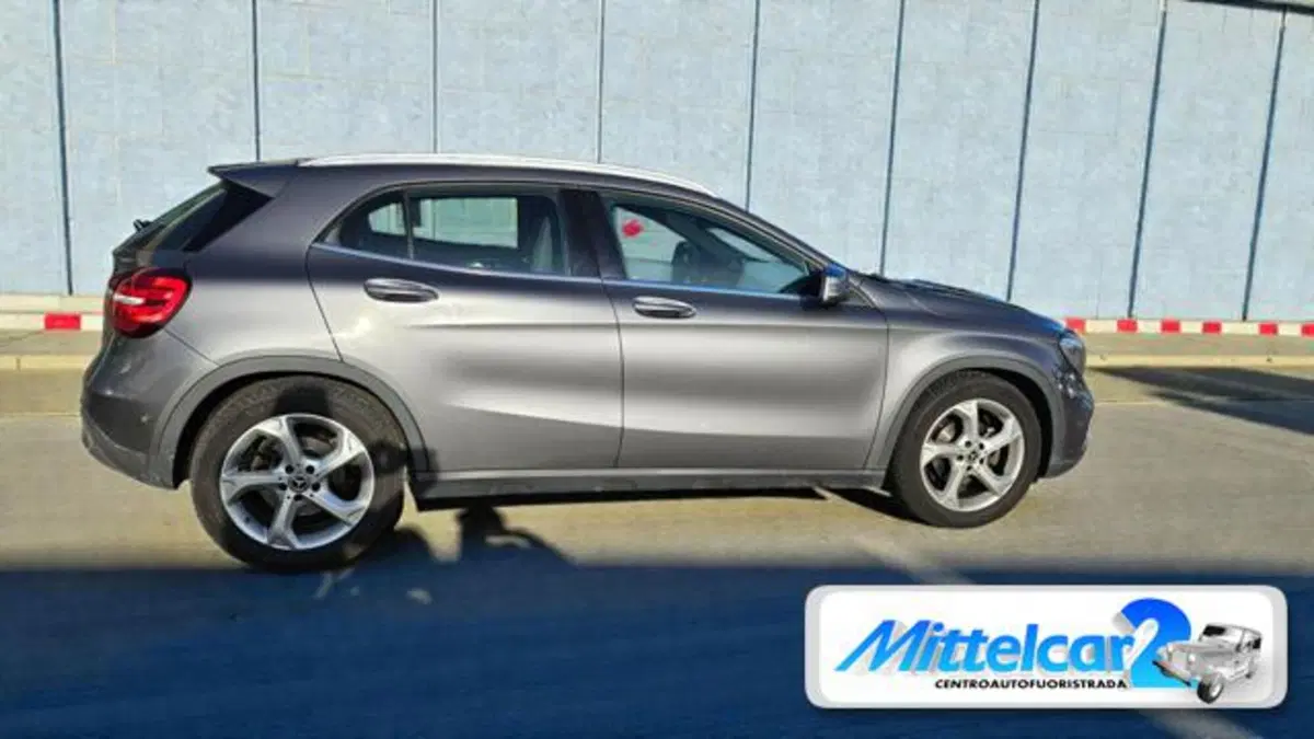 Mercedes-Benz GLA SUV usata a Udine (5)