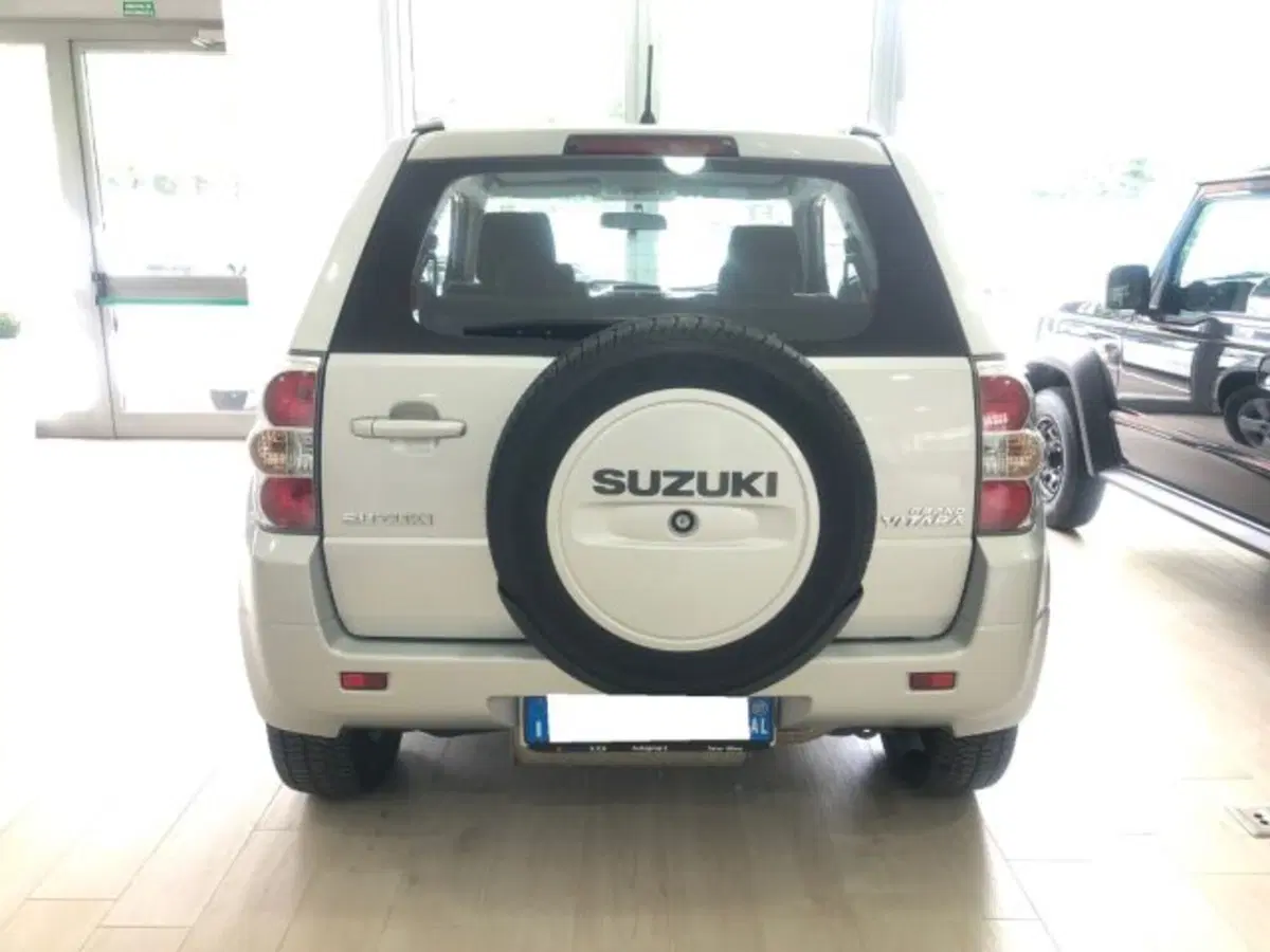 Suzuki Grand Vitara usata a Torino (5)