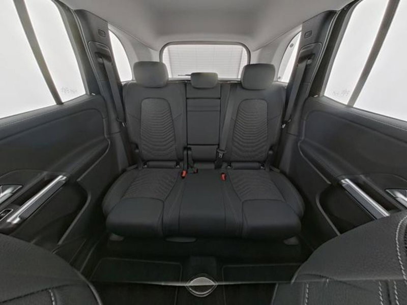 Mercedes-Benz GLB usata a Milano (8)