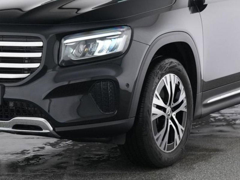 Mercedes-Benz GLB usata a Milano (9)