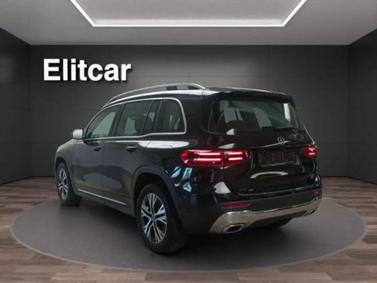 Mercedes-Benz GLB usata a Milano (8)