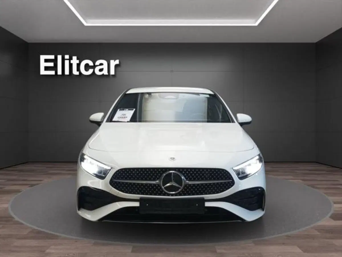 Mercedes-Benz Classe A Sedan usata a Milano (4)