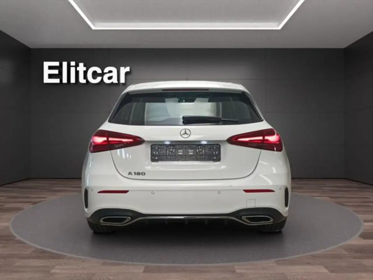 Mercedes-Benz Classe A Sedan usata a Milano (5)
