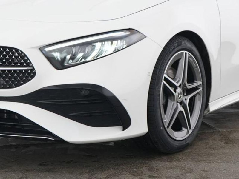 Mercedes-Benz Classe A Sedan usata a Milano (9)