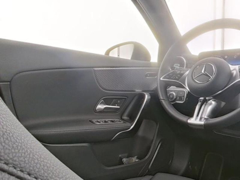 Mercedes-Benz Classe A Sedan usata a Milano (6)