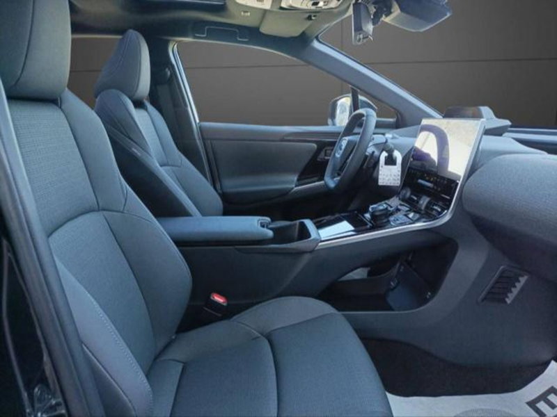 Subaru Solterra nuova a Milano (10)