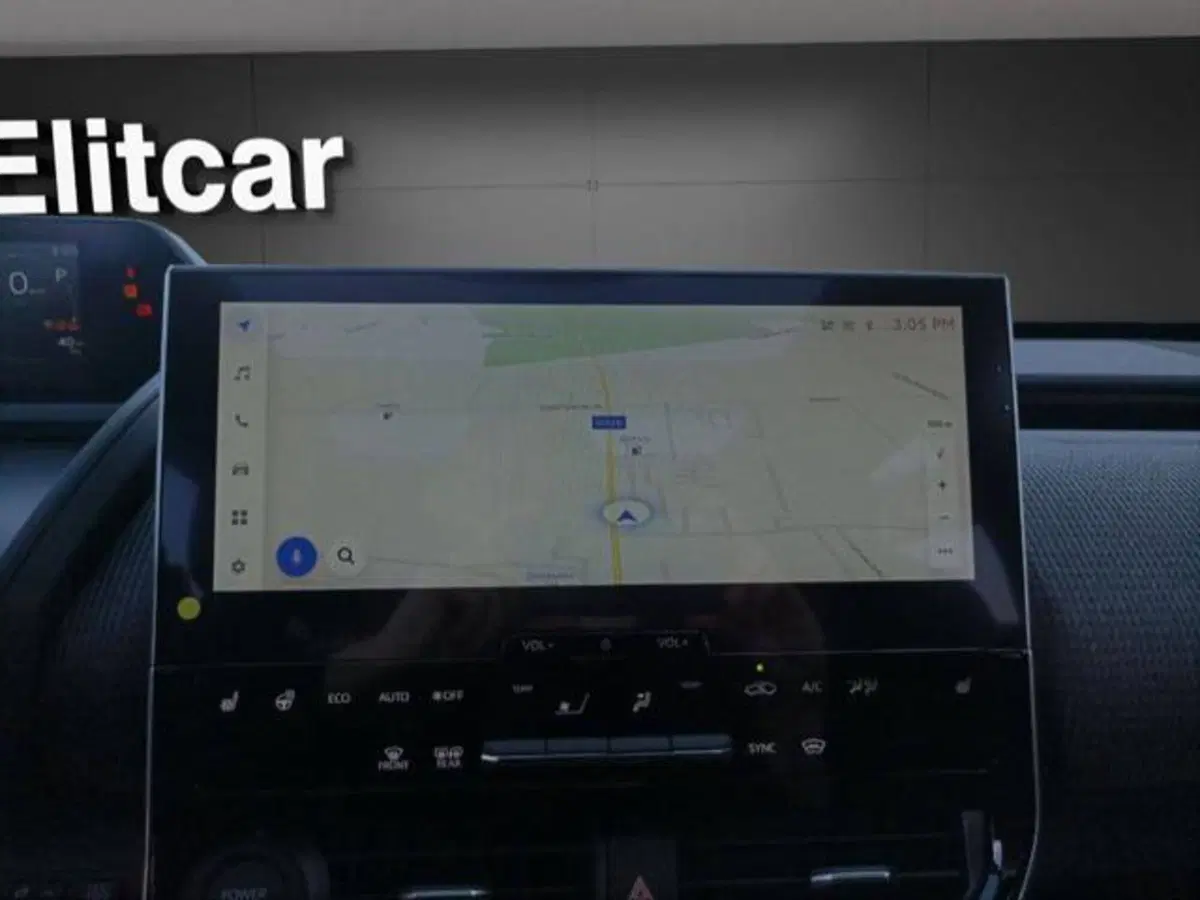Subaru Solterra nuova a Milano (14)